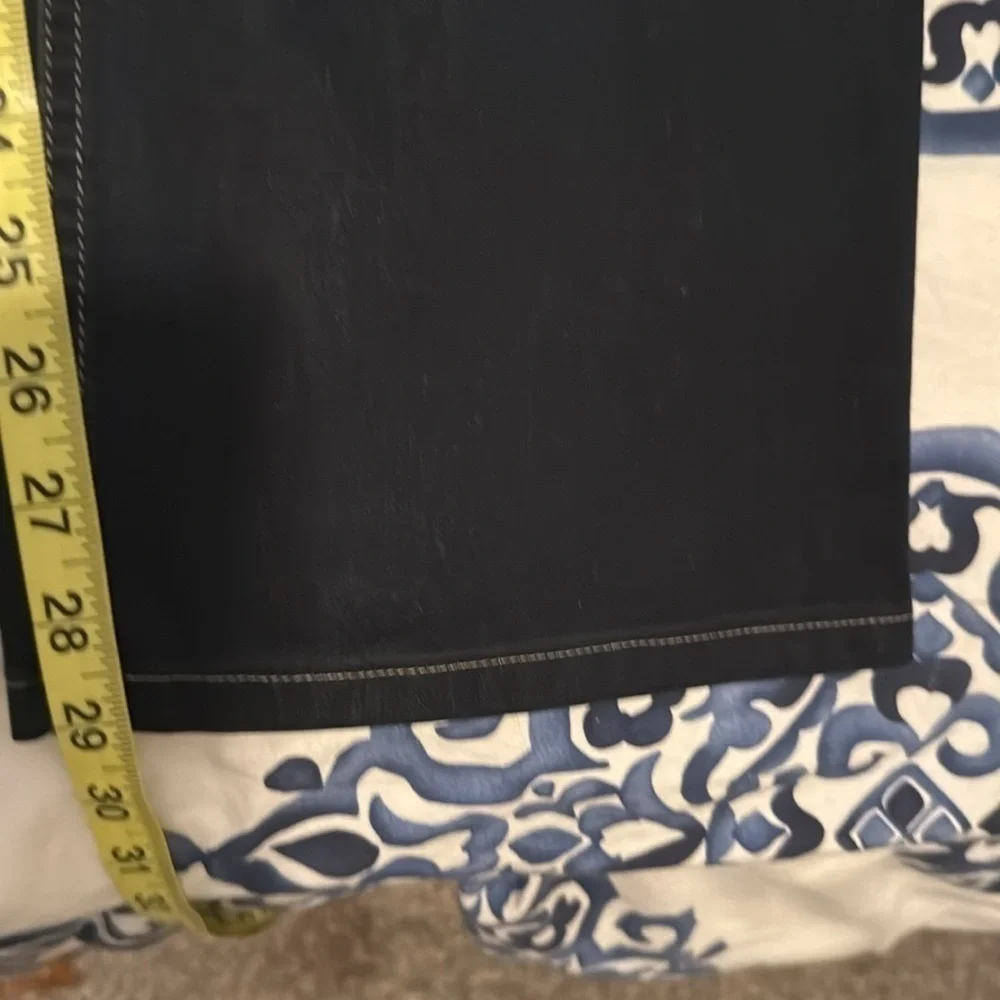 T tahari jeans size us 6, 0% denim content dark navy blue it appears blk in pic - Picture 15 of 15
